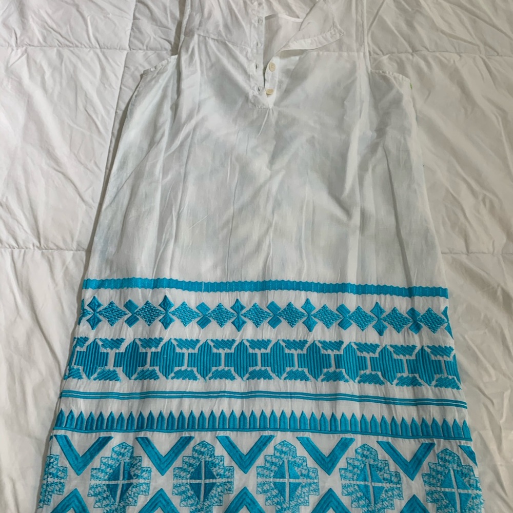 Dress - Picture 2 of 2